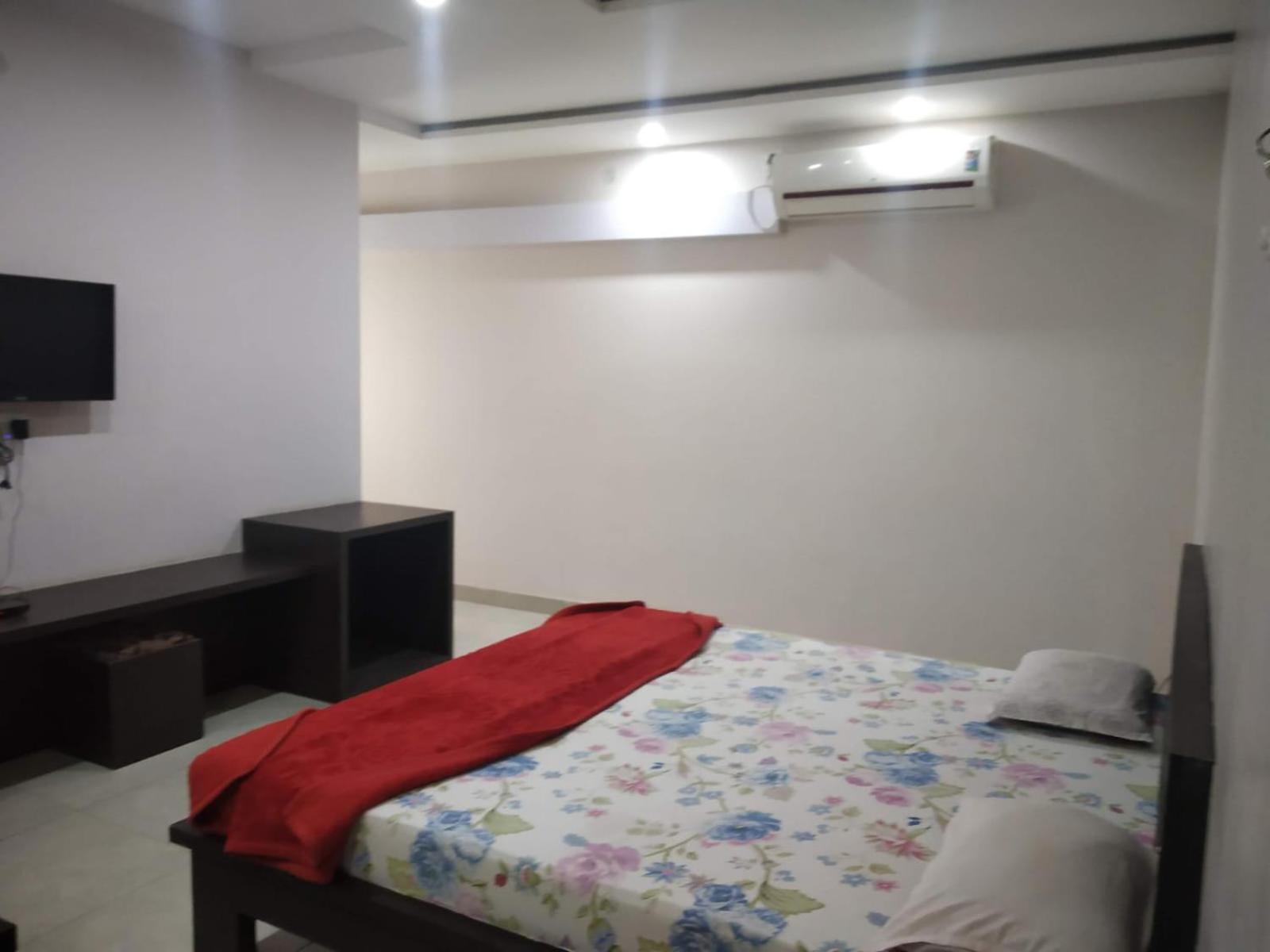 Hotel Indraprasth Balangir Екстериор снимка